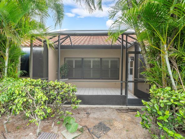 22665 Meridiana Dr, Boca Raton FL 33433