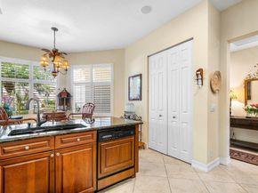 112 Palm Bay Drive A, Palm Beach Gardens FL 33418