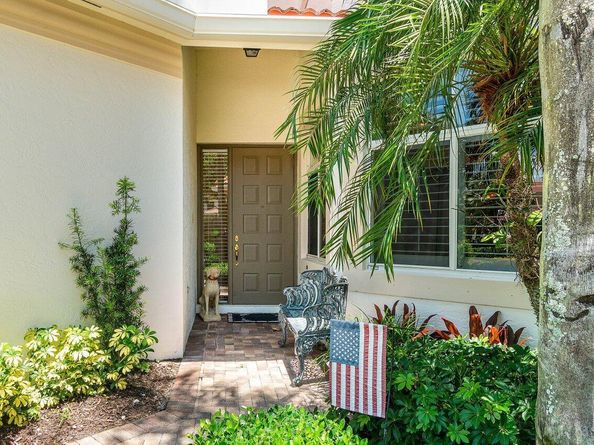 112 Palm Bay Drive A, Palm Beach Gardens FL 33418