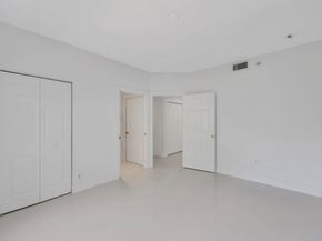 1803 N Flagler Dr 206, West Palm Beach FL 33407