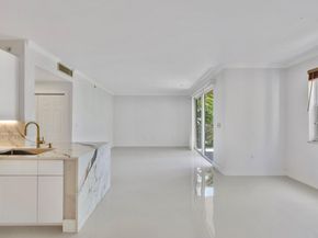 1803 N Flagler Dr 206, West Palm Beach FL 33407