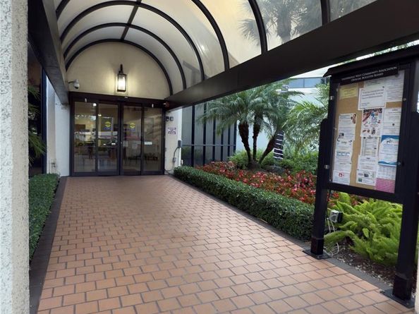 1084 NW 83rd Ave 1084, Fort Lauderdale FL 33322