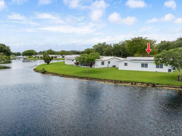 8825 NW 14th St, Plantation FL 33322