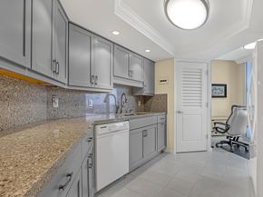 5200 N Ocean Drive 703, Singer Island FL 33404