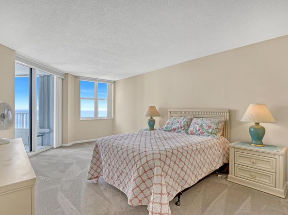 5200 N Ocean Drive 703, Singer Island FL 33404