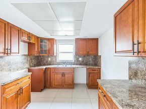 8008 SW 6th St, North Lauderdale FL 33068