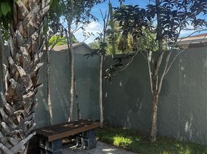 450 NW 79th Ave, Plantation FL 33324