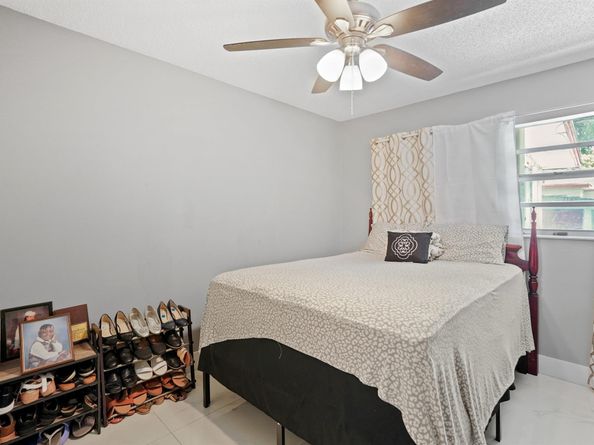 2721 NW 22nd St, Fort Lauderdale FL 33311