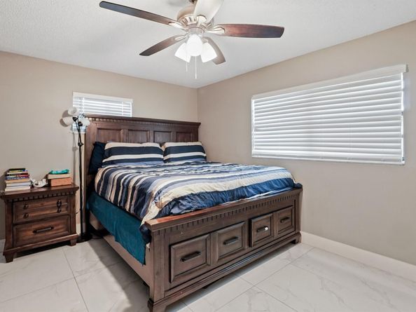 2721 NW 22nd St, Fort Lauderdale FL 33311
