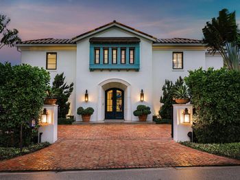 2121 E Maya Palm Drive