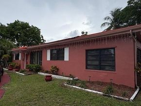 9281 Martinique Dr, Miami FL 33189