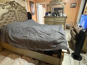 9281 Martinique Dr, Miami FL 33189