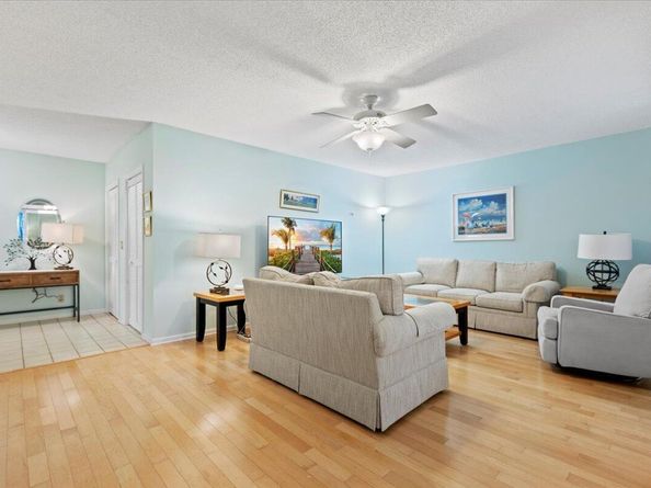 16942 Waterbend Drive Drive 155, Jupiter FL 33477
