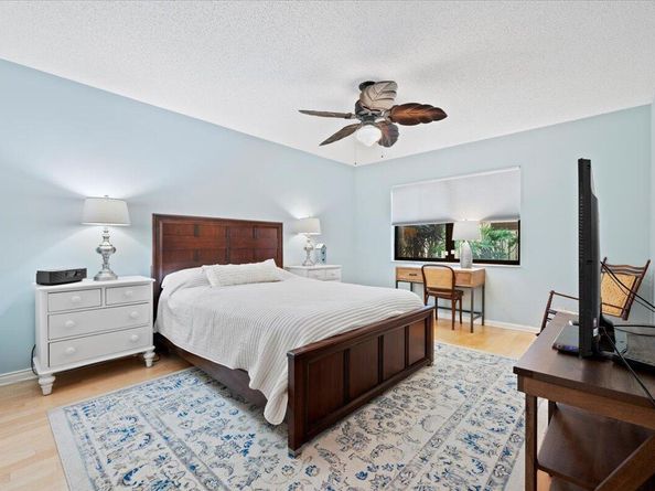 16942 Waterbend Drive Drive 155, Jupiter FL 33477