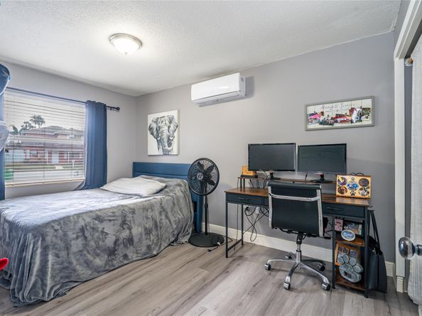 4360 NW 116th Ave, Sunrise FL 33323
