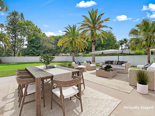 126 E Hampton Way, Jupiter FL 33458