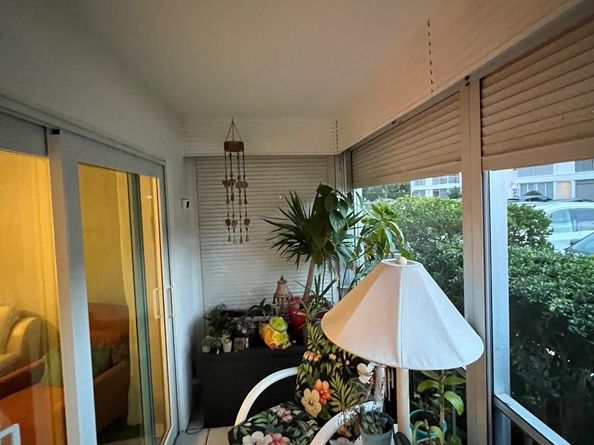 6447 Bay Club Dr 2, Fort Lauderdale FL 33308
