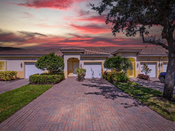 2357 Windjammer Way, West Palm Beach FL 33411