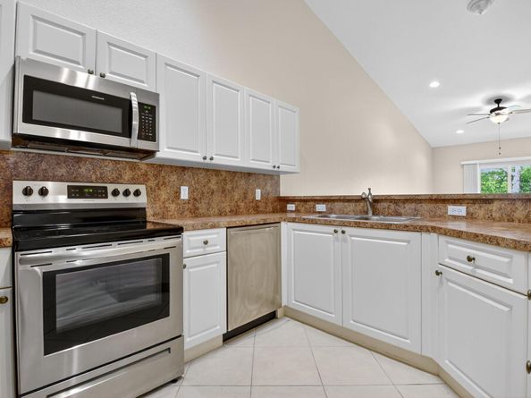 2357 Windjammer Way, West Palm Beach FL 33411