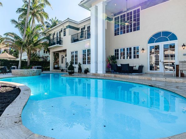 7 Pelican Dr, Fort Lauderdale FL 33301