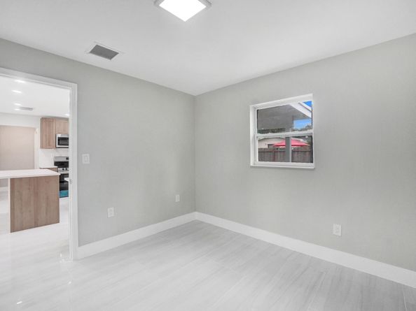 3721 N 66th Ave, Hollywood FL 33024