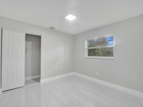 3721 N 66th Ave, Hollywood FL 33024