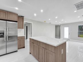 3721 N 66th Ave, Hollywood FL 33024