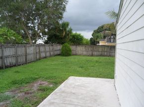 10672 Aquarius Lane, Royal Palm Beach FL 33411