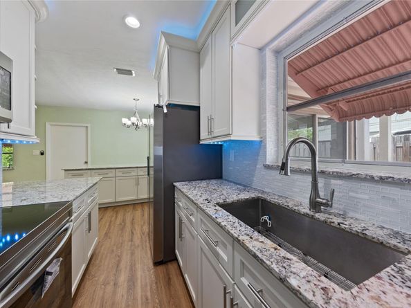 2071 NE 180th St, North Miami Beach FL 33162