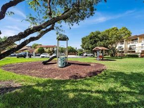 4000 Del Rio Way, Fort Lauderdale FL 33351