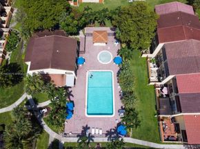 4000 Del Rio Way, Fort Lauderdale FL 33351