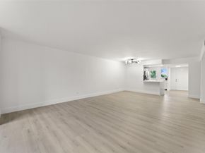 441 NE 195th St 302, Miami FL 33179