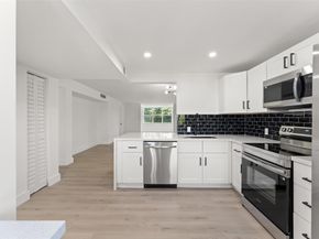 441 NE 195th St 302, Miami FL 33179