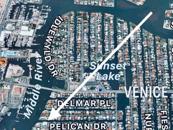 4 Pelican Dr, Fort Lauderdale FL 33301