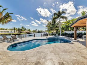 160 SE 3rd Ct, Pompano Beach FL 33060