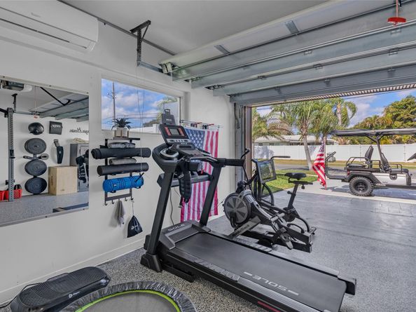 160 SE 3rd Ct, Pompano Beach FL 33060