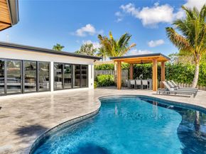 160 SE 3rd Ct, Pompano Beach FL 33060