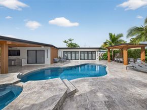 160 SE 3rd Ct, Pompano Beach FL 33060