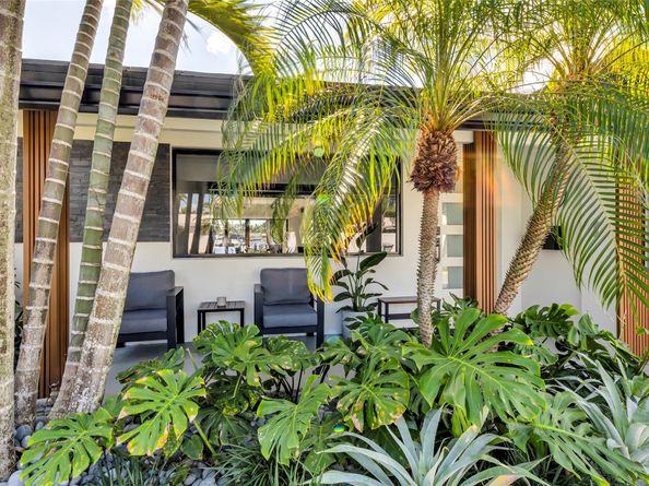160 SE 3rd Ct, Pompano Beach FL 33060