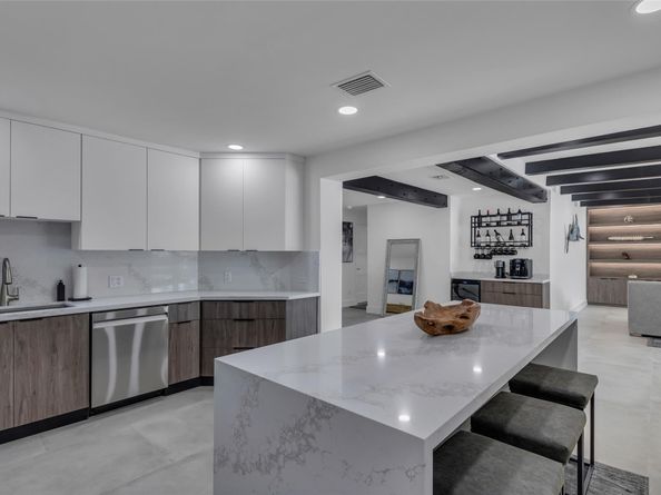 160 SE 3rd Ct, Pompano Beach FL 33060