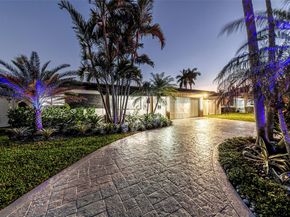 160 SE 3rd Ct, Pompano Beach FL 33060