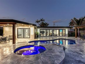 160 SE 3rd Ct, Pompano Beach FL 33060