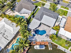 160 SE 3rd Ct, Pompano Beach FL 33060