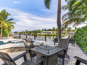 160 SE 3rd Ct, Pompano Beach FL 33060