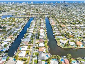 160 SE 3rd Ct, Pompano Beach FL 33060