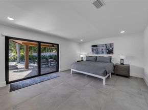 160 SE 3rd Ct, Pompano Beach FL 33060