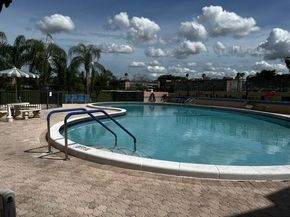 7320 Lake Circle Drive 407, Margate FL 33063
