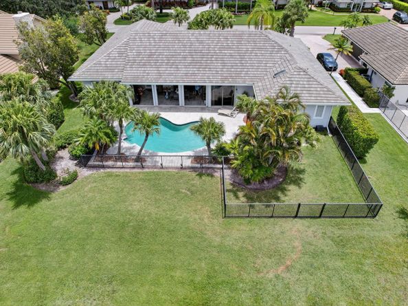 31 Dunbar Road, Palm Beach Gardens FL 33418