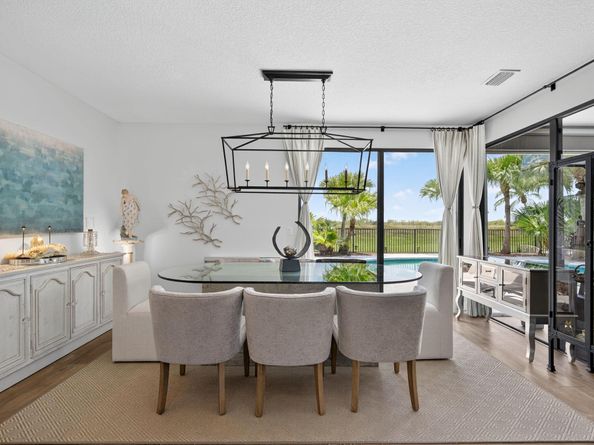 31 Dunbar Road, Palm Beach Gardens FL 33418