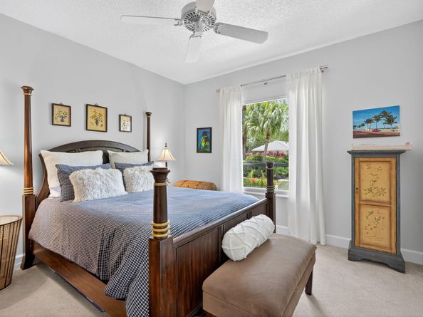 31 Dunbar Road, Palm Beach Gardens FL 33418